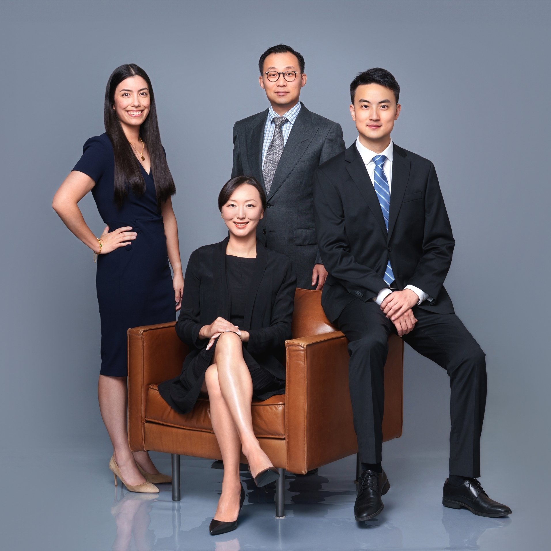 group photography for finance and startup businesses 